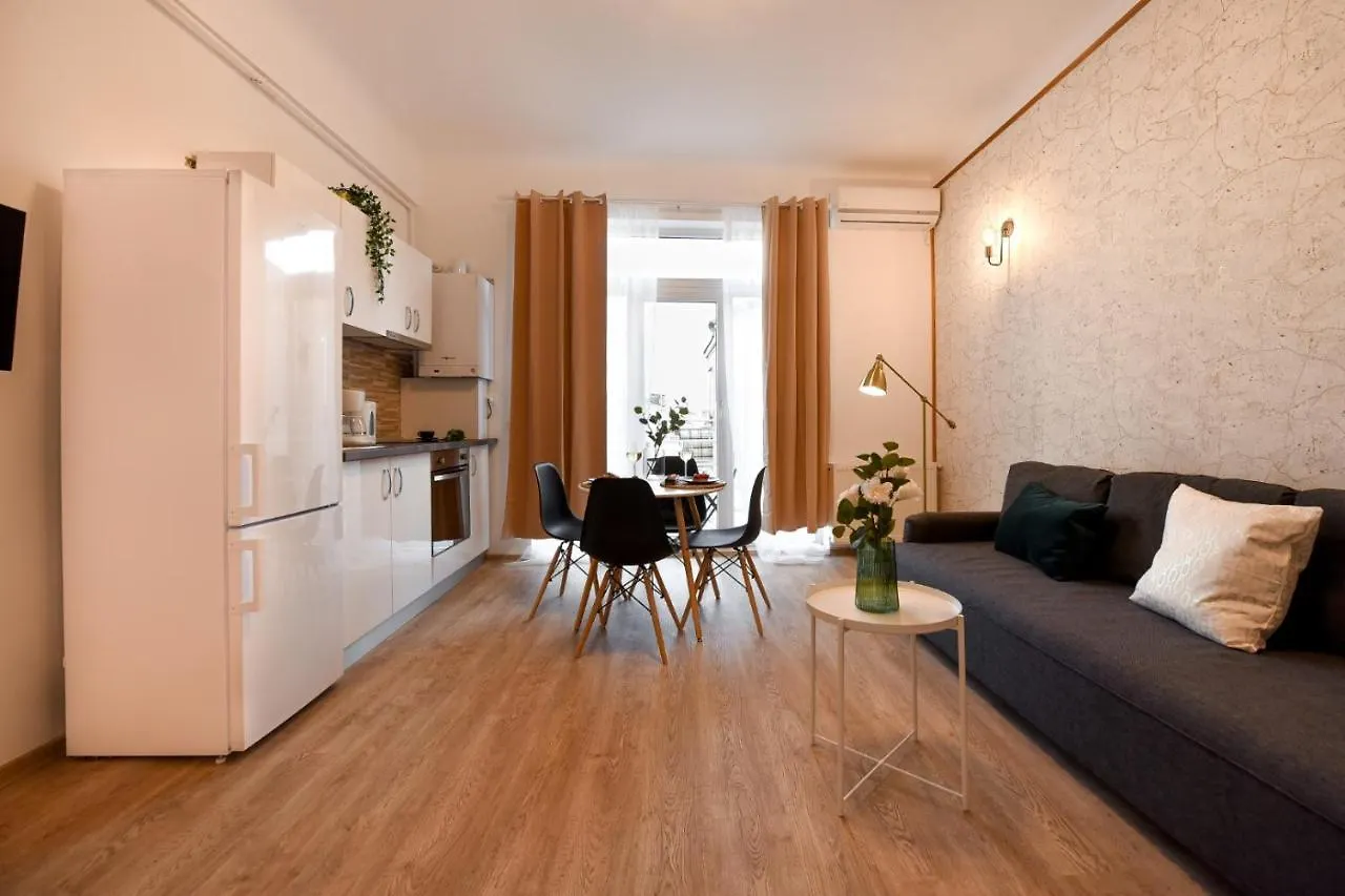 Golden Touches - Elegant - Armeneasca Central Apt Boekarest Appartement